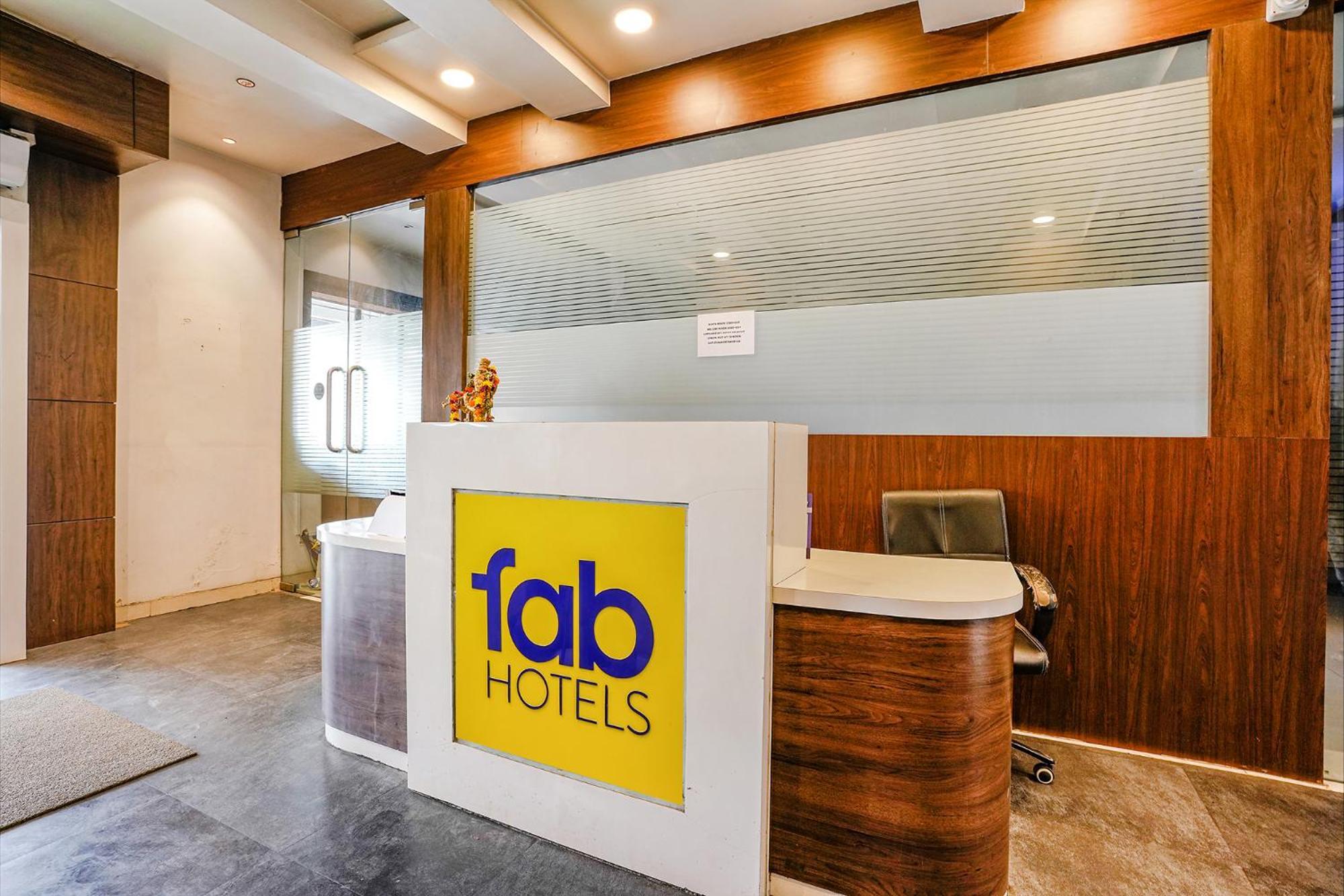 Fabhotel Krishna Inn Kashele Екстер'єр фото